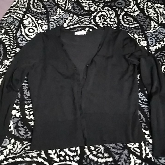 Short black cardigan - Picture 1 of 6